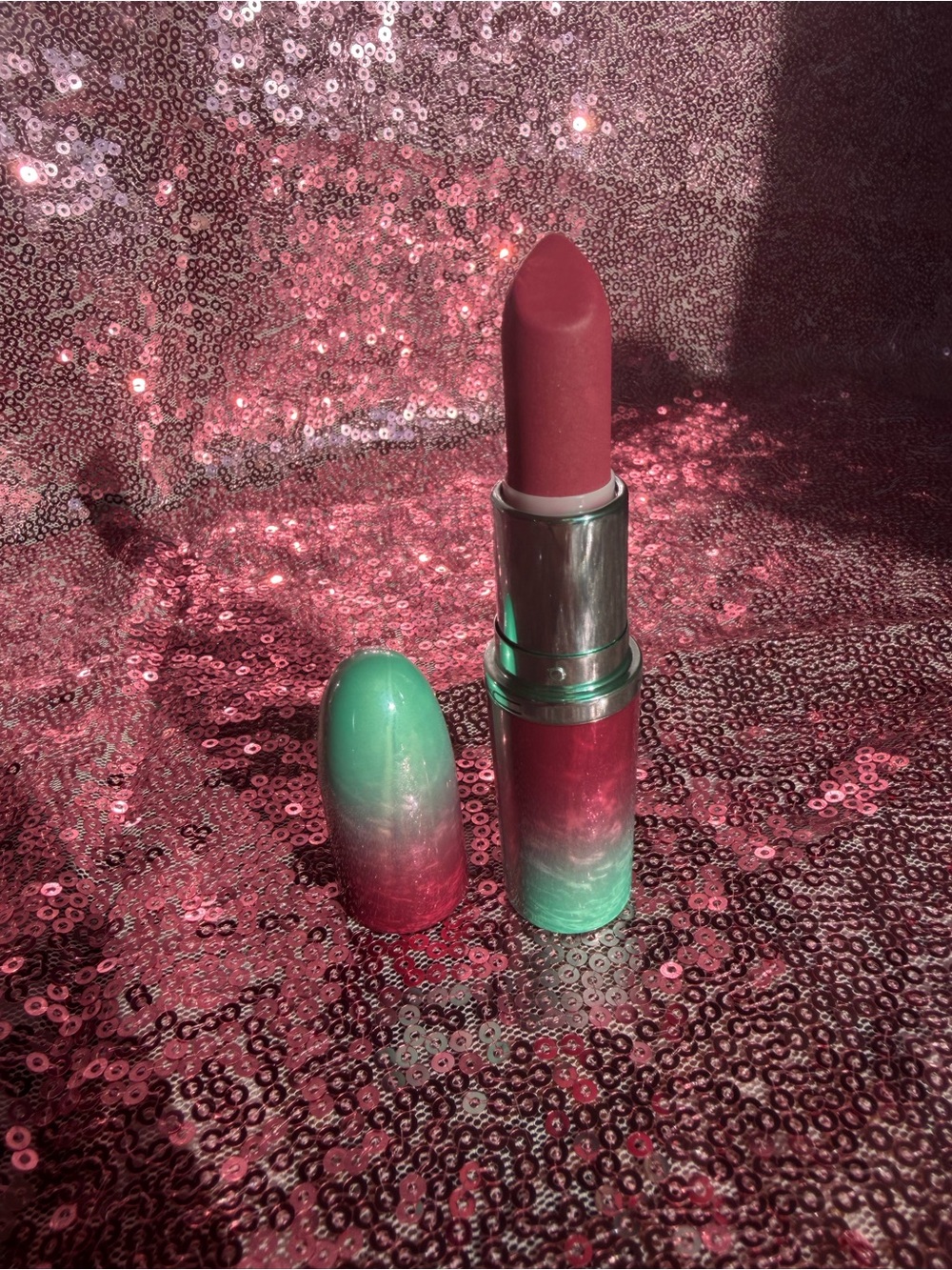 🎀MAC Cosmetics Macximal Matte Lipstick Captive Audience🎀